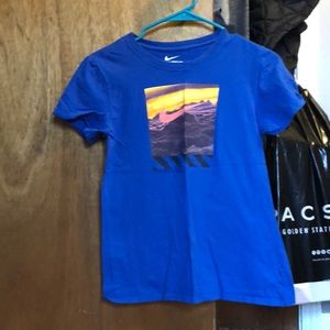 Nike Graphic Tee